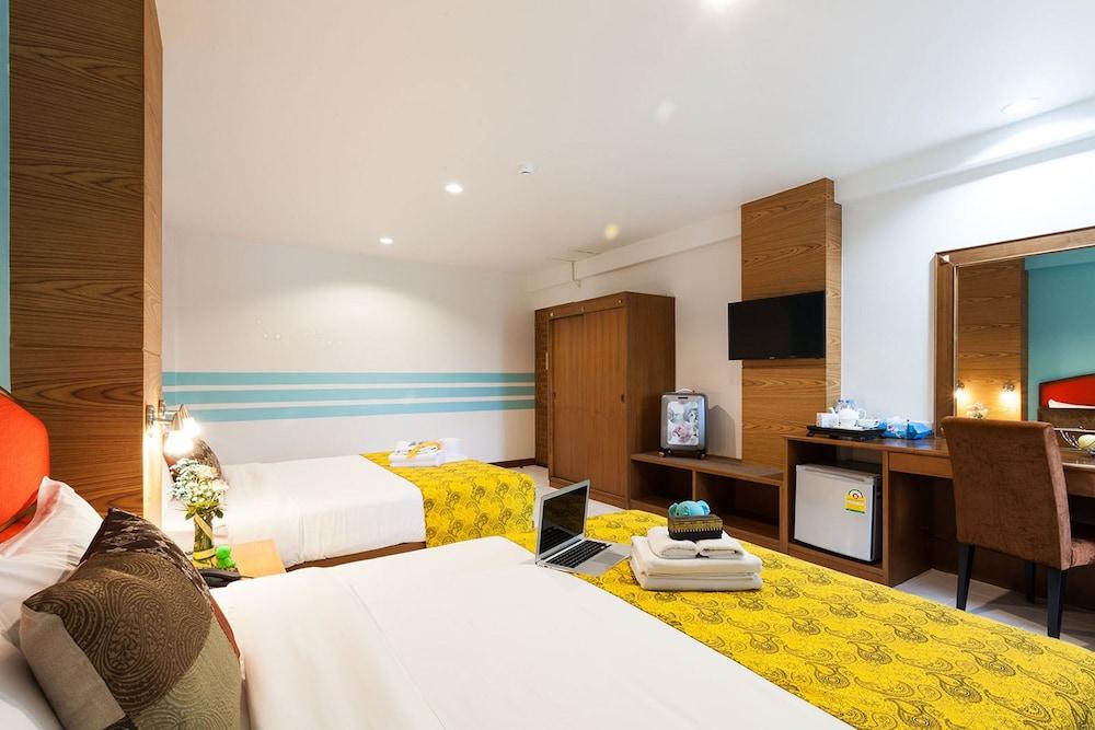 We Briza Hotel Chiangmai Chiang Mai Exterior foto